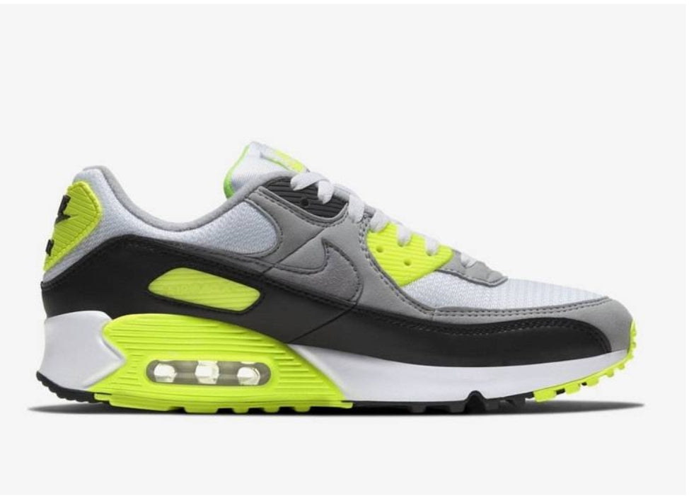 Les baskets Nike Air Max 90 sont synonymes de style emblématique et de confort absolu.  design. Pas cher.moin cher. Retro
