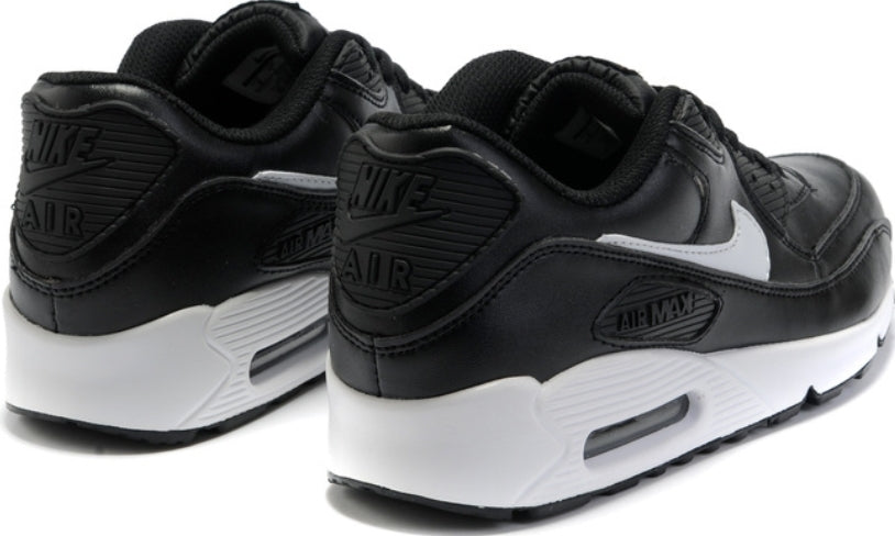 Les baskets Nike Air Max 90 sont synonymes de style emblématique et de confort absolu.  design. Pas cher.moin cher. Retro