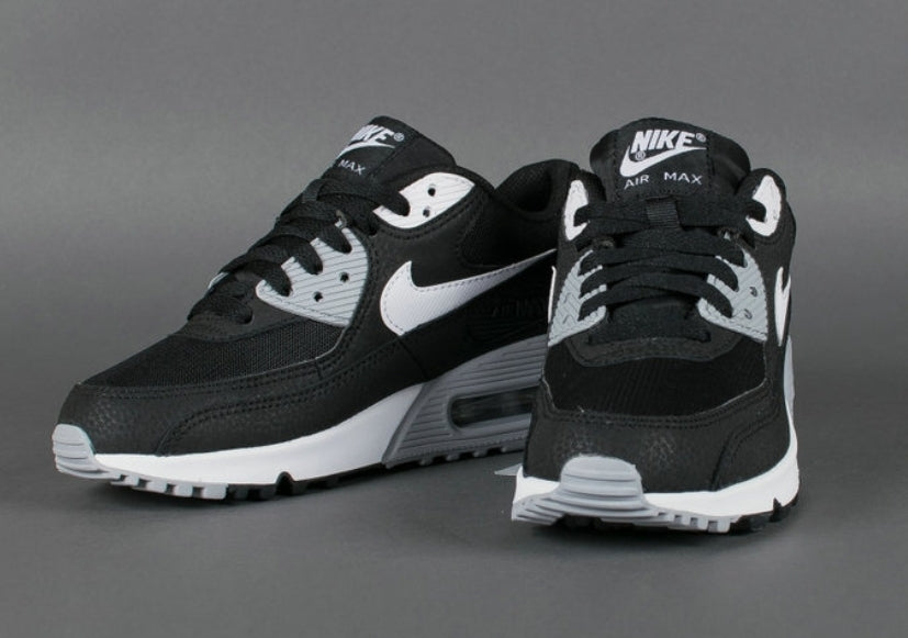 Les baskets Nike Air Max 90 sont synonymes de style emblématique et de confort absolu.  design. Pas cher.moin cher. Retro