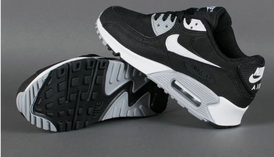 Les baskets Nike Air Max 90 sont synonymes de style emblématique et de confort absolu.  design. Pas cher.moin cher. Retro
