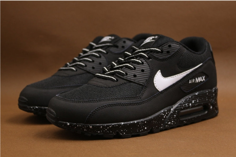 Les baskets Nike Air Max 90 sont synonymes de style emblématique et de confort absolu.  design. Pas cher.moin cher. Retro
