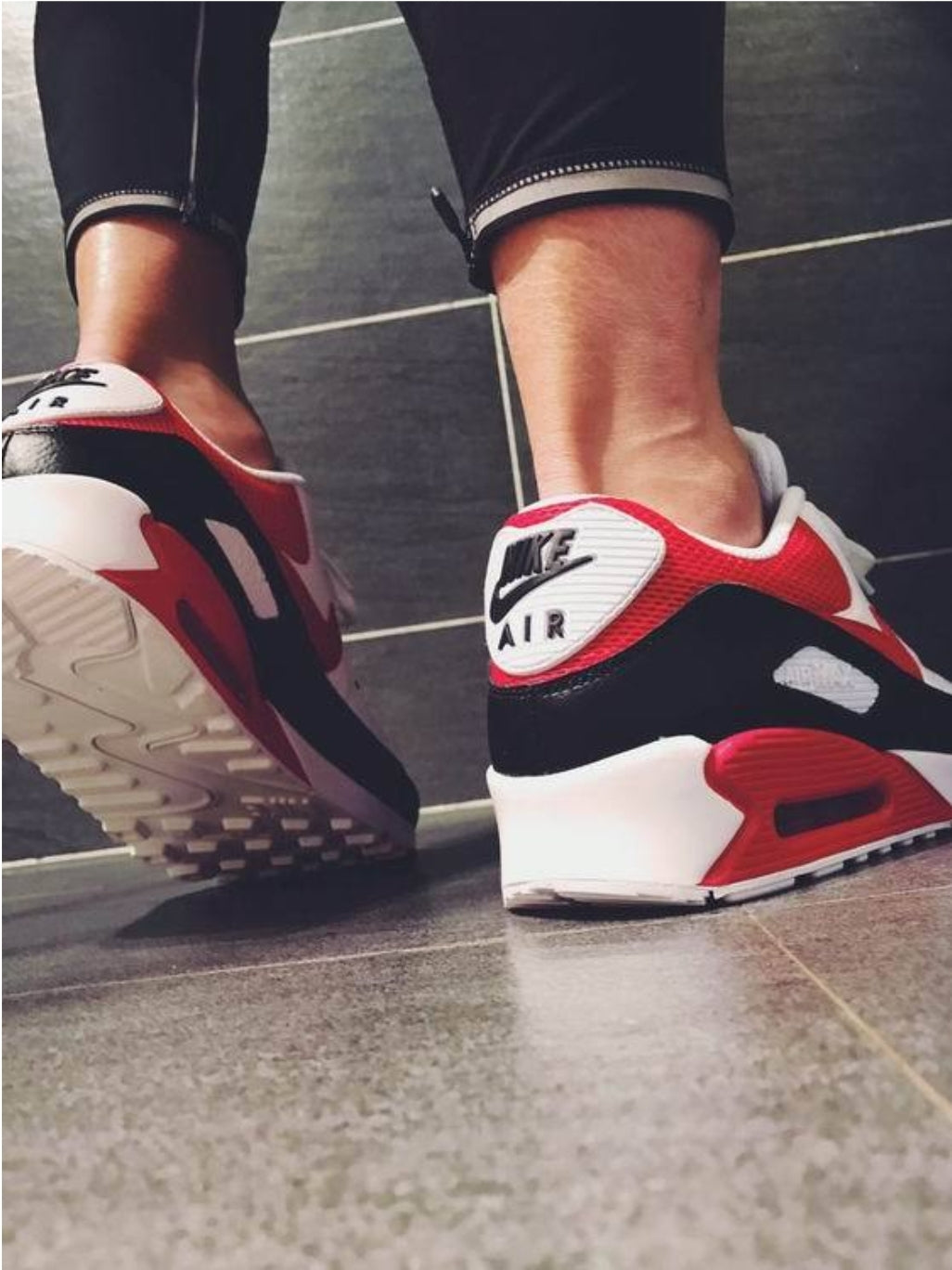Les baskets Nike Air Max 90 sont synonymes de style emblématique et de confort absolu.  design. Pas cher.moin cher. Retro