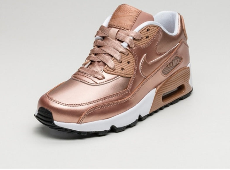 Les baskets Nike Air Max 90 sont synonymes de style emblématique et de confort absolu.  design. Pas cher.moin cher. Retro