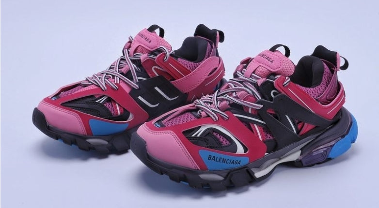 Les baskets Balenciaga incarnent un style emblématique et un luxe contemporain.
 leur design novateur. Pas cher. Le moins cher.