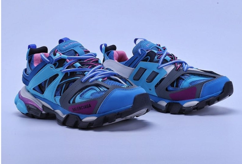 Les baskets Balenciaga Track incarnent un style emblématique et un luxe contemporain.
 leur design novateur. Pas cher. Le moins cher.