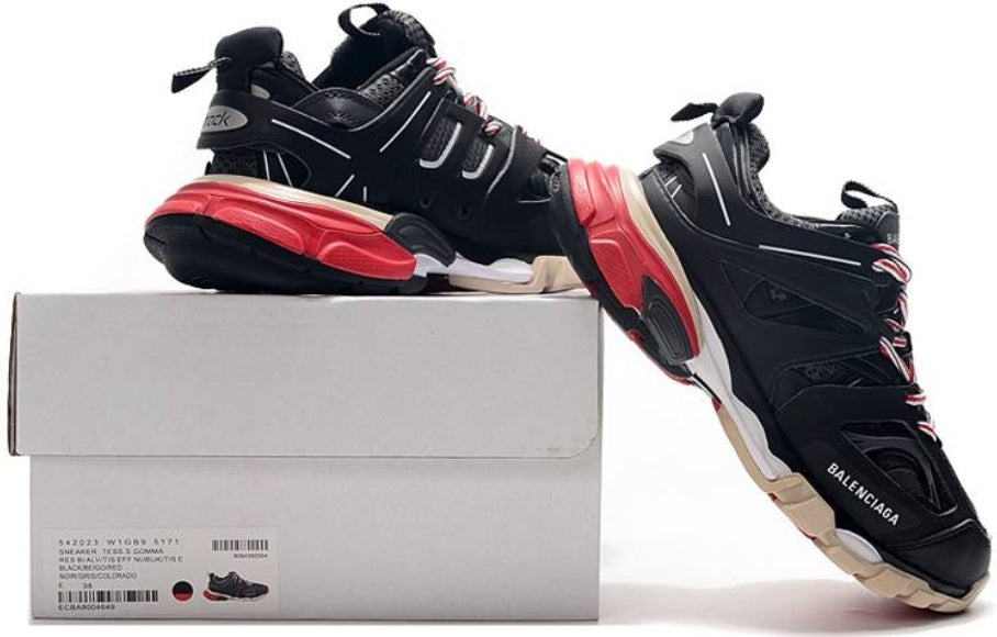 Les baskets Balenciaga Track incarnent un style emblématique et un luxe contemporain.
 leur design novateur. Pas cher. Le moins cher.