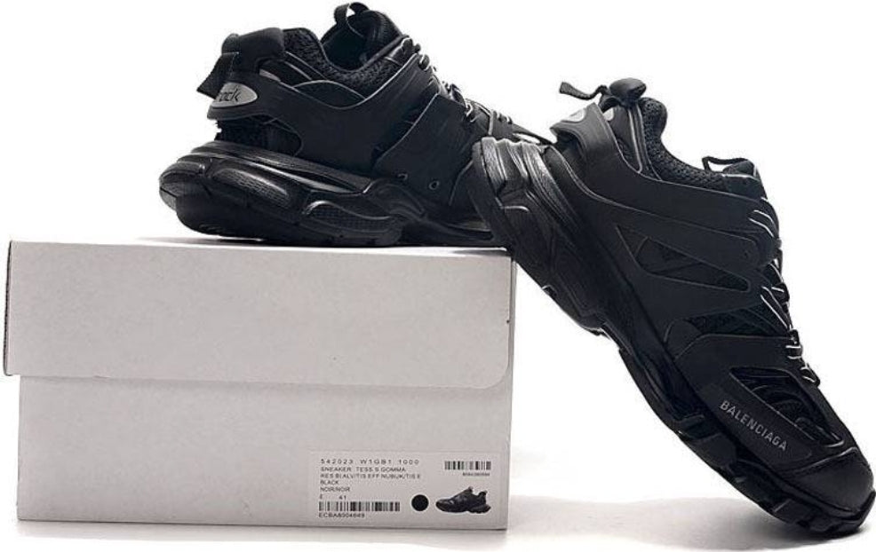 Les baskets Balenciaga Track incarnent un style emblématique et un luxe contemporain.
 leur design novateur. Pas cher. Le moins cher.