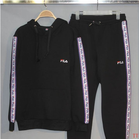 Les ensembles survêtement FILA combinent performance et style. Leur design sportif et leur qualité fiable.pas cher.le moins cher.