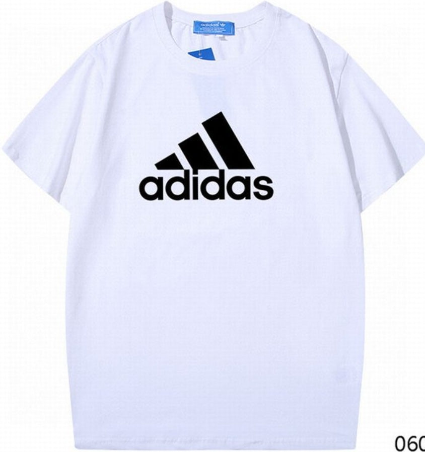 Le t-shirt Adidas incarne un style sportif moderne et une grande polyvalence.