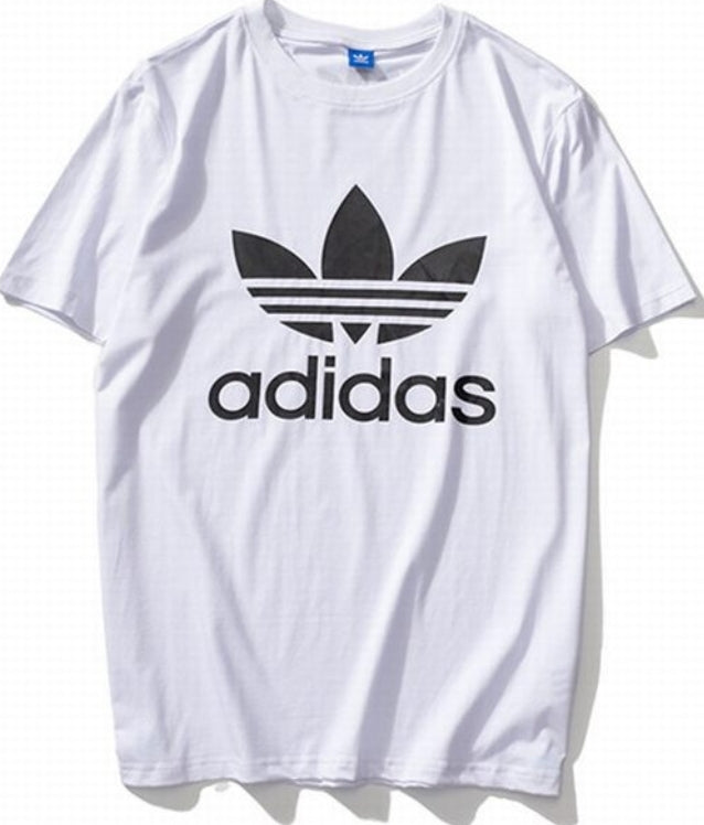 Le t-shirt Adidas incarne un style sportif moderne et une grande polyvalence. Avec son design épuré et sa qualité irréprochable, il est parfait pour ceux qui recherchent un équilibre entre performance et mode.