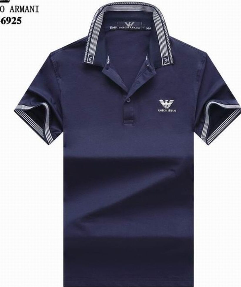 Les polos Armani pour homme reflètent l’élégance raffinée et le savoir-faire emblématique de la maison italienne. Au meilleur prix 