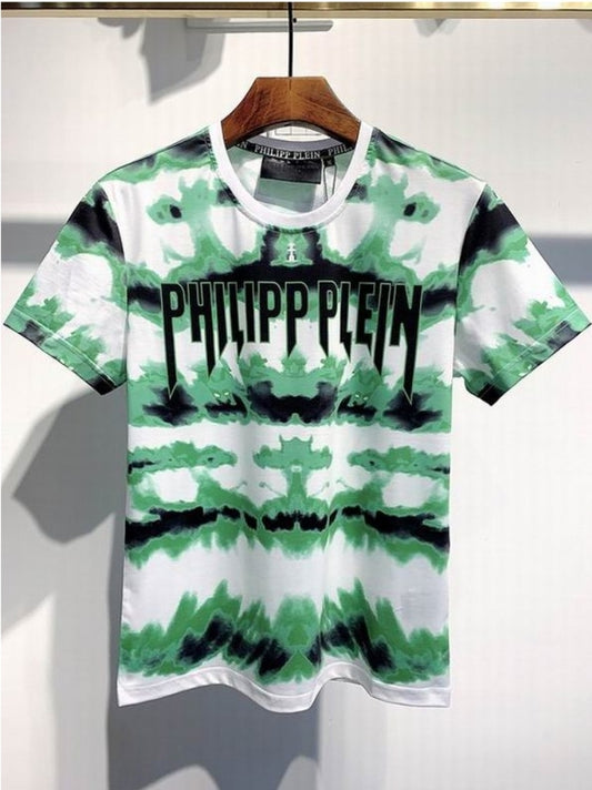 Le t-shirt Philipp Plein homme reflète une fusion audacieuse entre extravagance et sophistication moderne. Au meilleur prix 