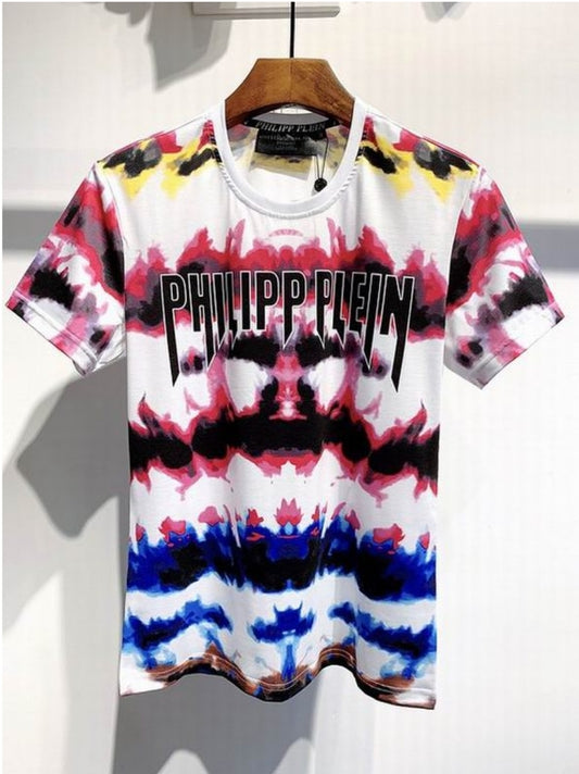 Le t-shirt Philipp Plein homme reflète une fusion audacieuse entre extravagance et sophistication moderne. Au meilleur prix 