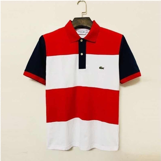 Les polos Lacoste pour homme sont le symbole parfait de l'élégance décontractée, alliant style et confort depuis des générations. Au meilleur prix.