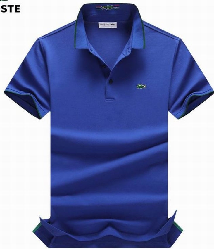 Les polos Lacoste pour homme sont le symbole parfait de l'élégance décontractée, alliant style et confort depuis des générations. Au meilleur prix.