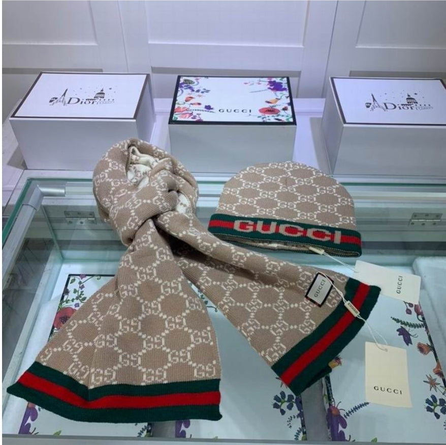 Gucci scarf