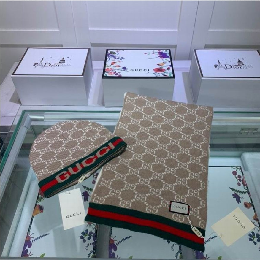 Gucci scarf