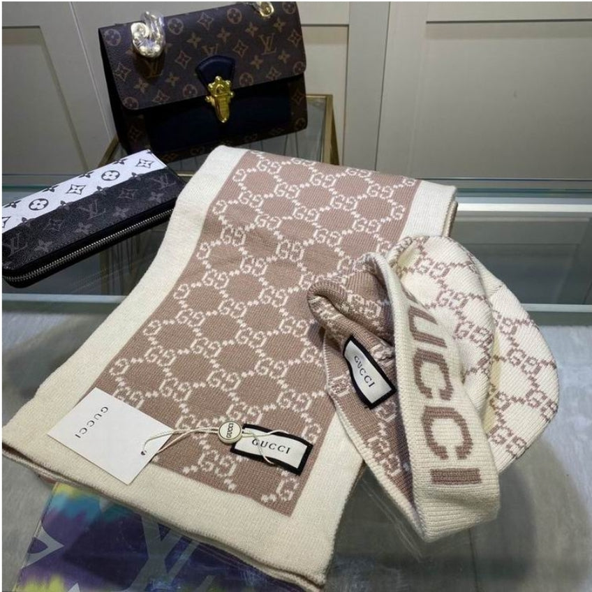 Gucci scarf