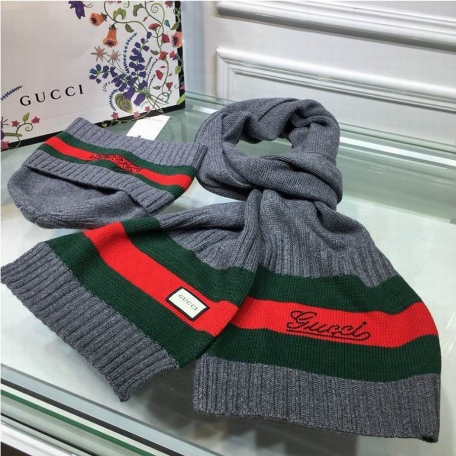 Écharpe gucci