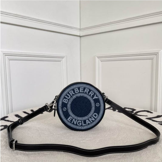 Women's Burberry bag