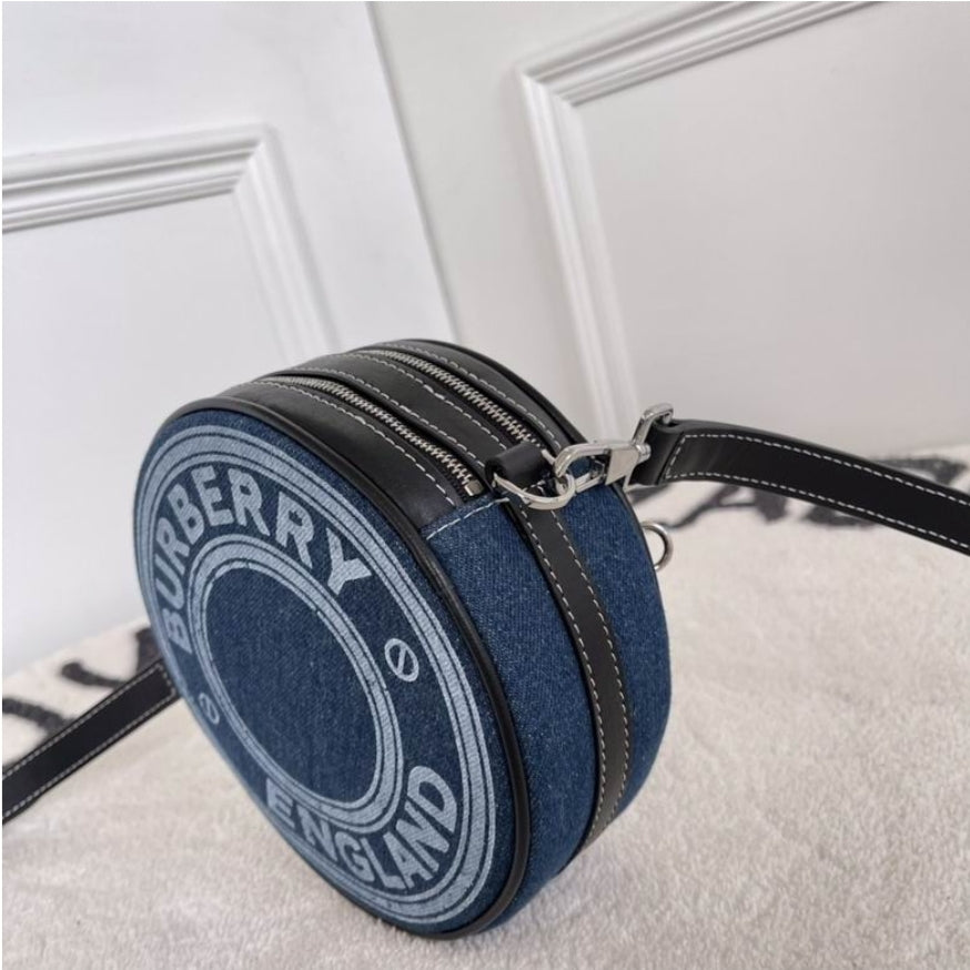 Women's Burberry bag