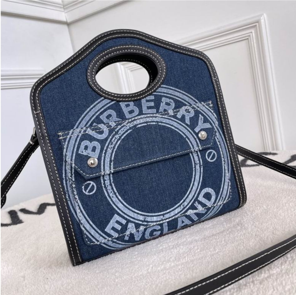 Women's Burberry bag