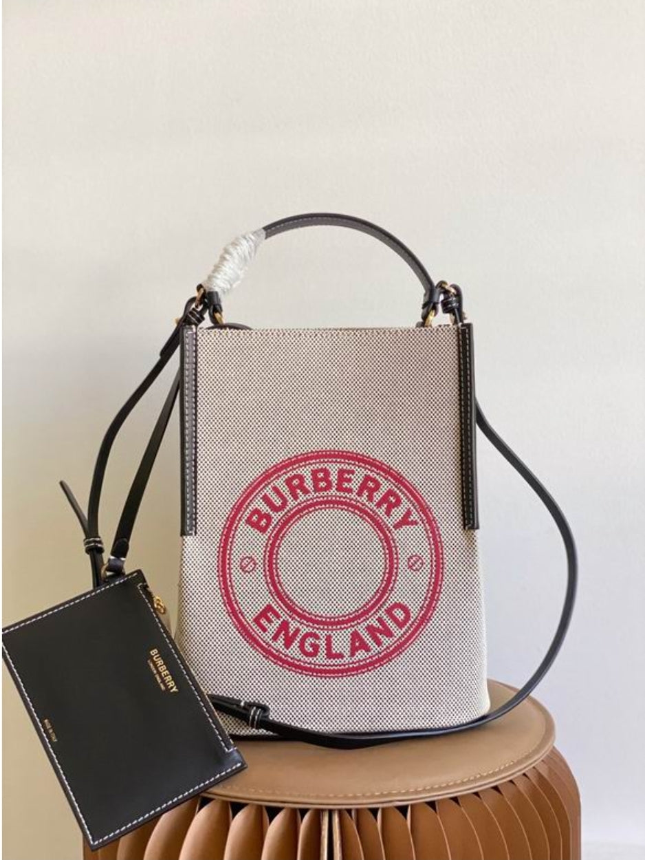 Women's Burberry bag