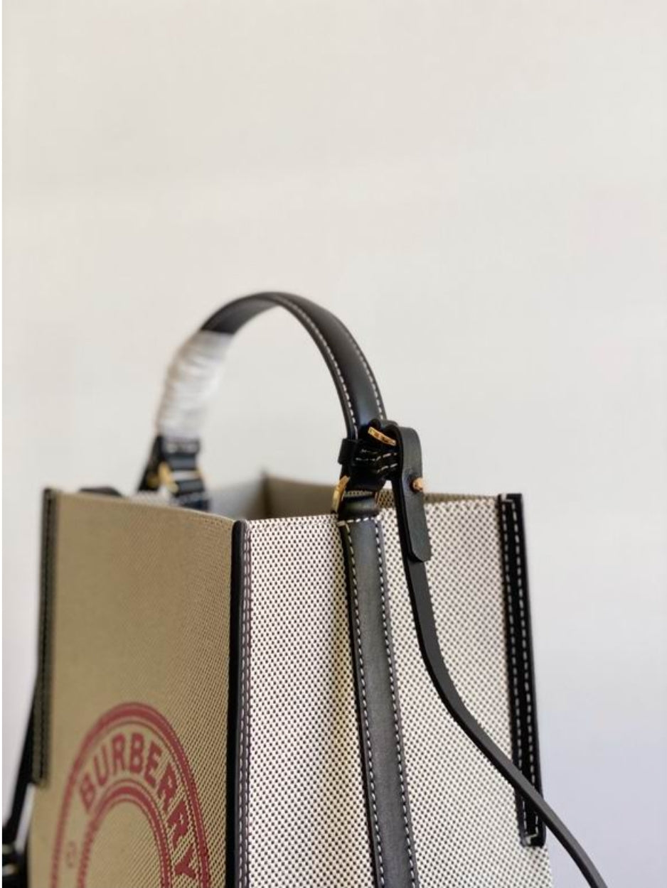 Women's Burberry bag