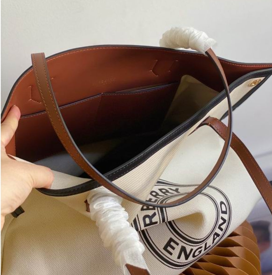 Women's Burberry bag