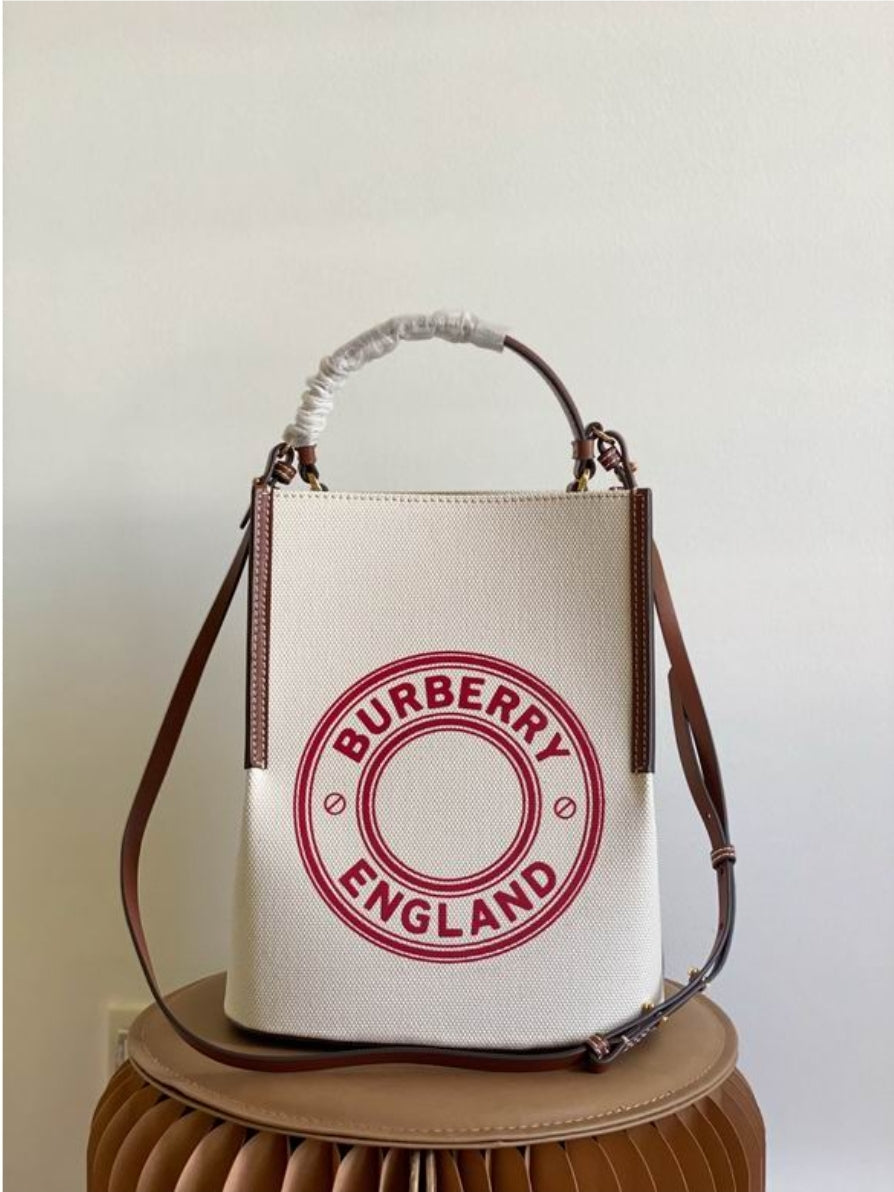 Women's Burberry bag