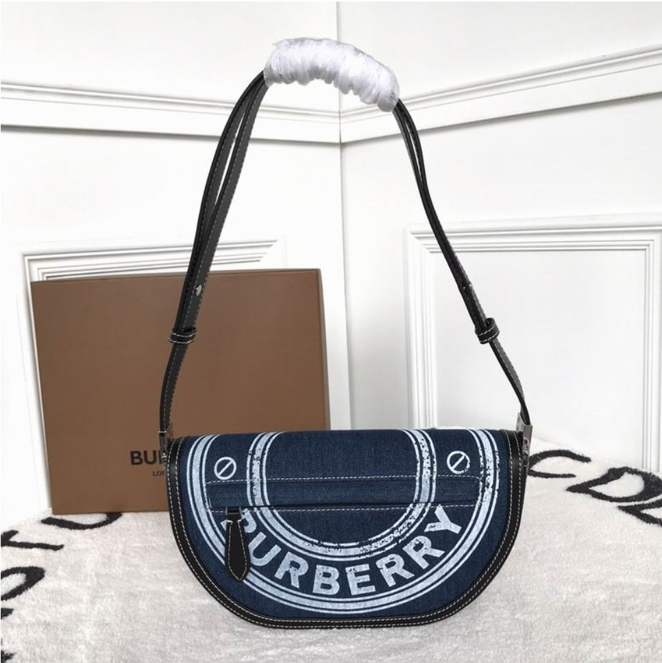 Women's Burberry bag