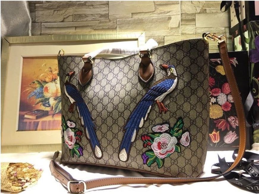 Women's Gucci bag