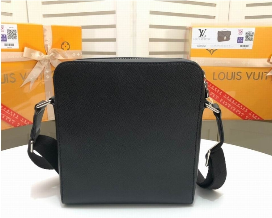 Louis Vuitton Men's Bag