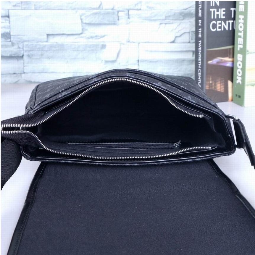 Louis Vuitton Men's Bag