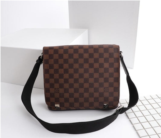 Louis Vuitton Men's Bag