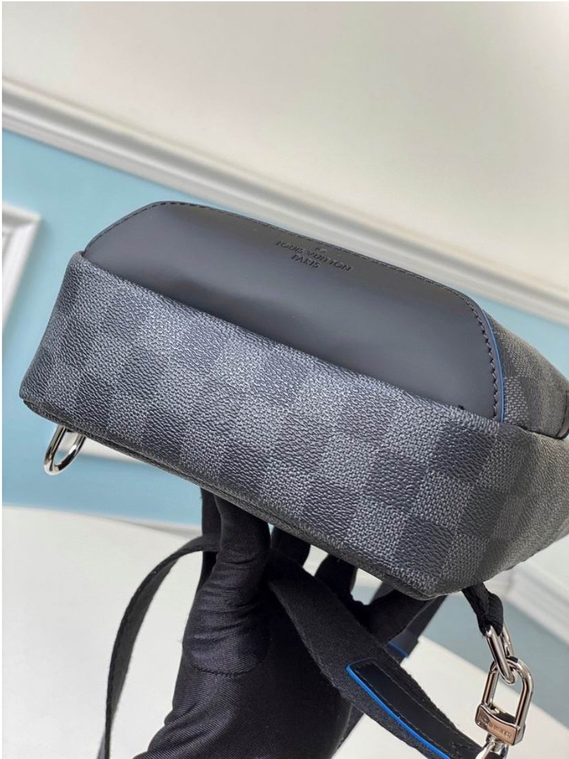 Louis Vuitton Men's Bag