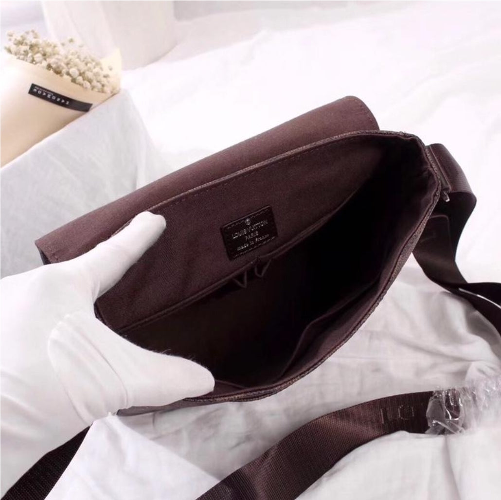 Louis Vuitton Men's Bag