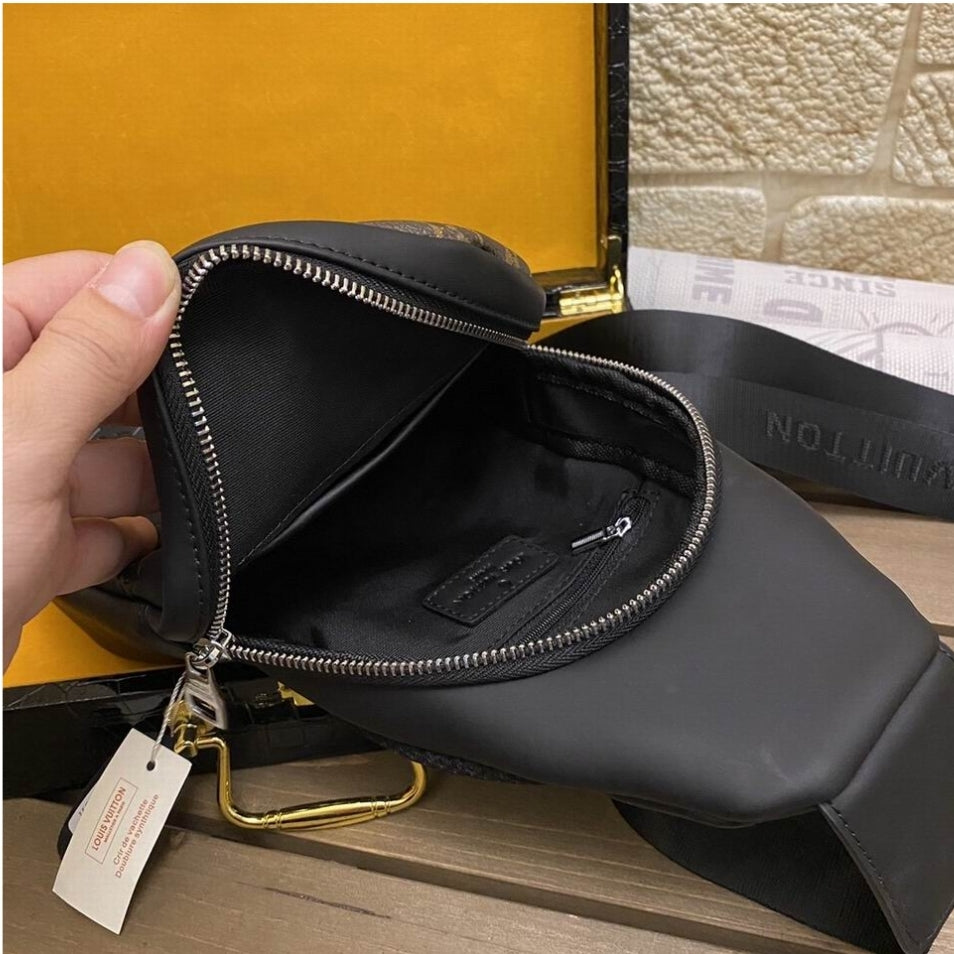 Louis Vuitton Men's Bag