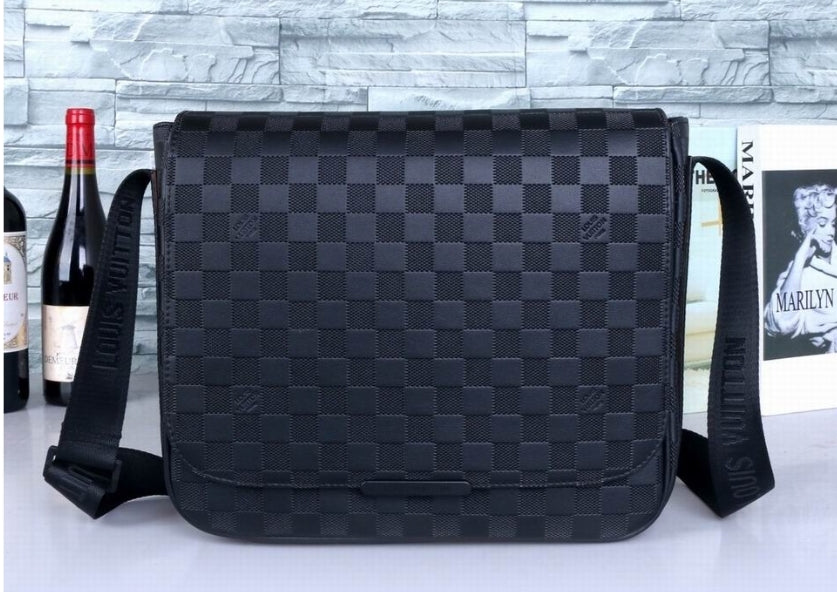 Louis Vuitton Men's Bag