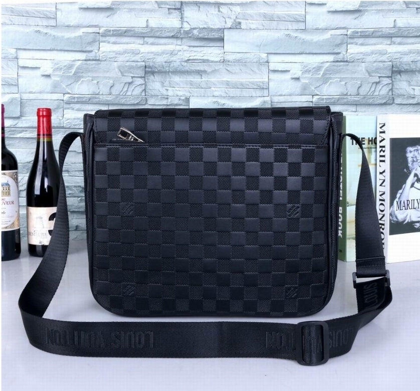 Louis Vuitton Men's Bag