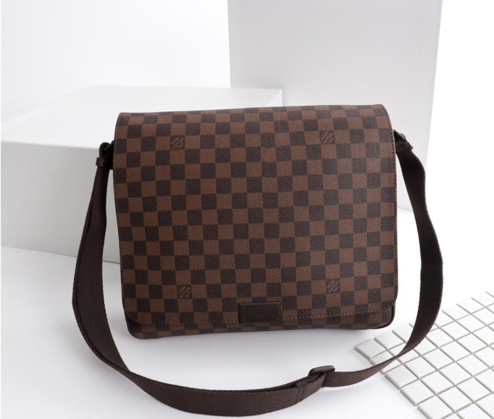 Louis Vuitton Men's Bag