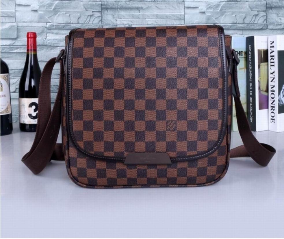 Louis Vuitton Men's Bag