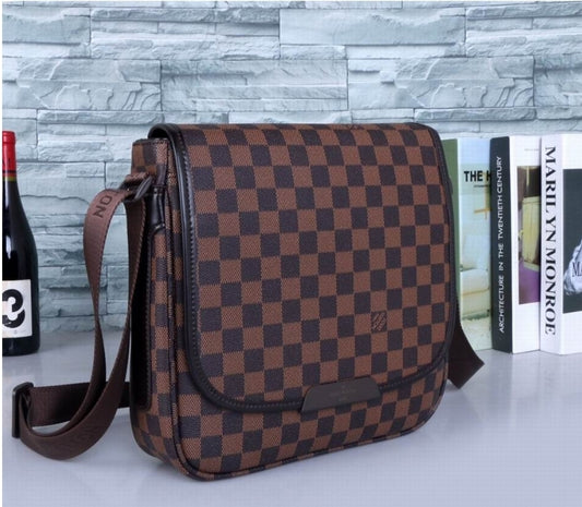 Louis Vuitton Men's Bag