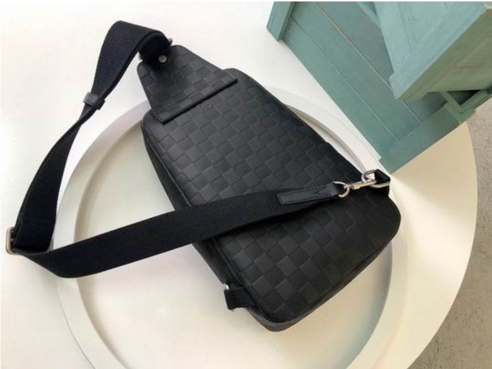 Louis Vuitton Men's Bag