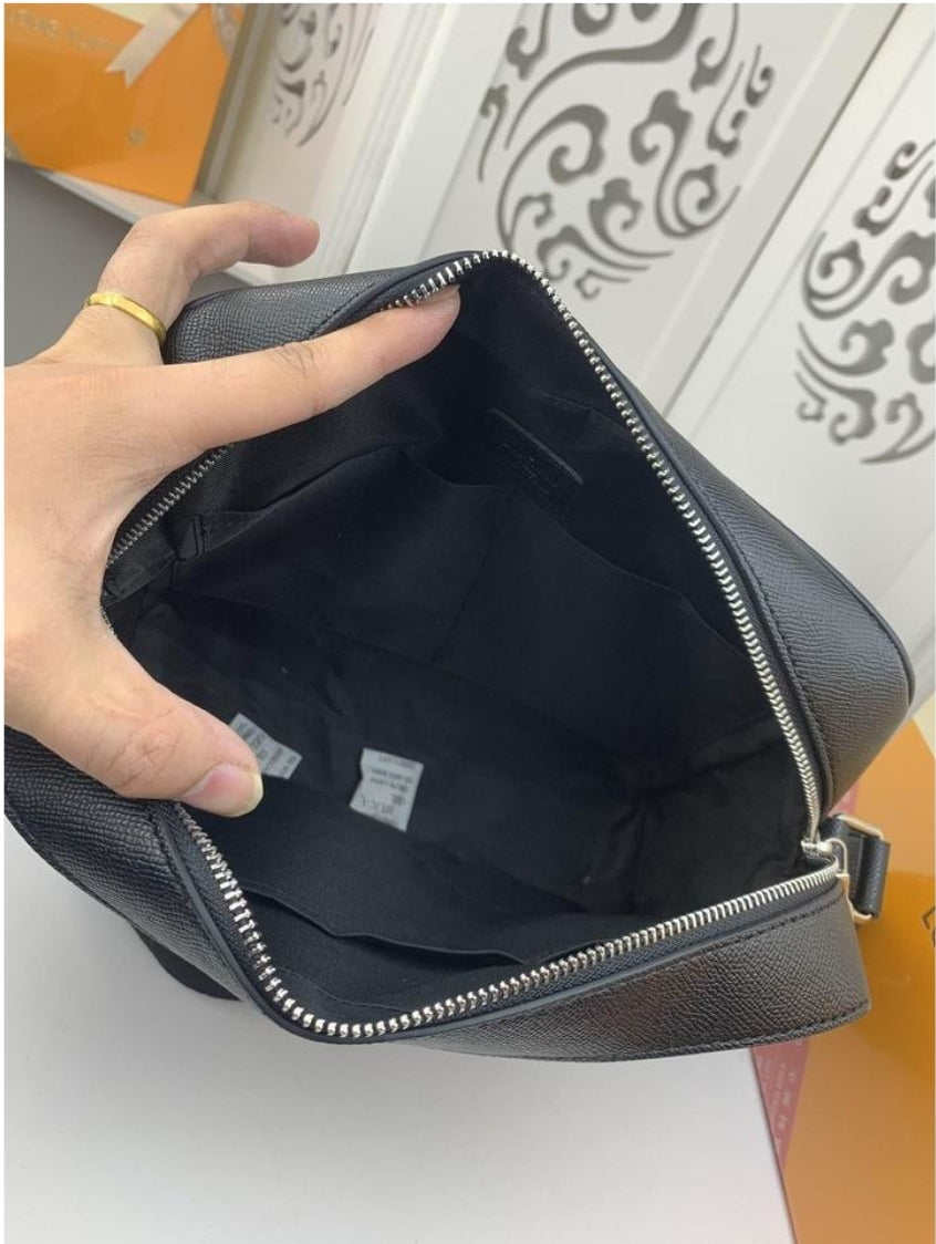 Louis Vuitton Men's Bag