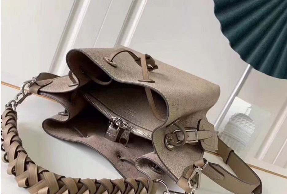 Women's Louis Vuitton Bag