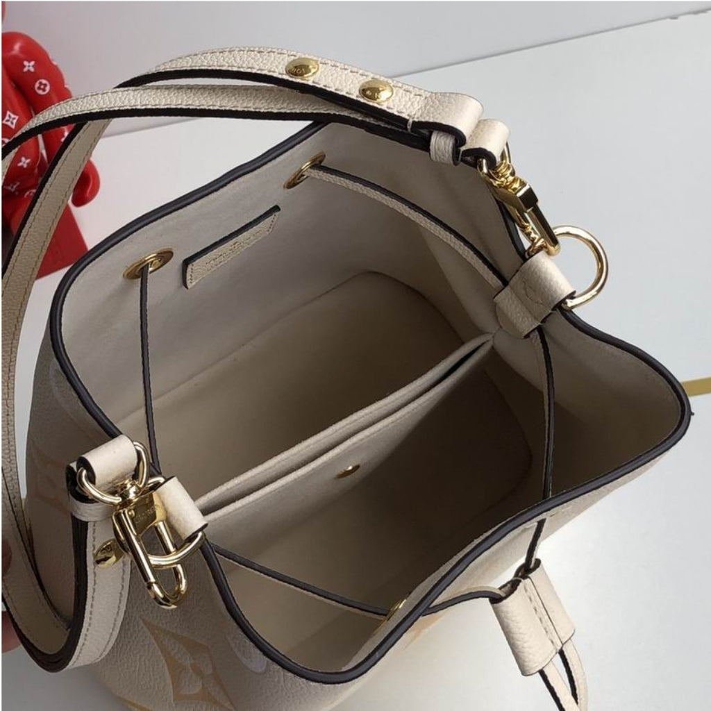 Louis vuitton women's bag