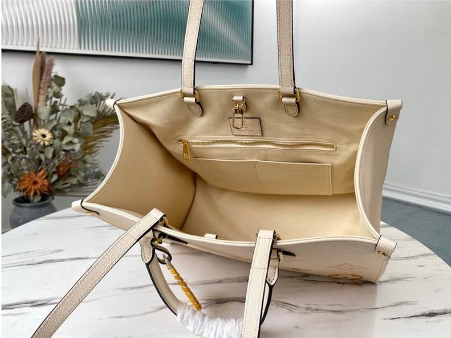 Women's Louis Vuitton Bag