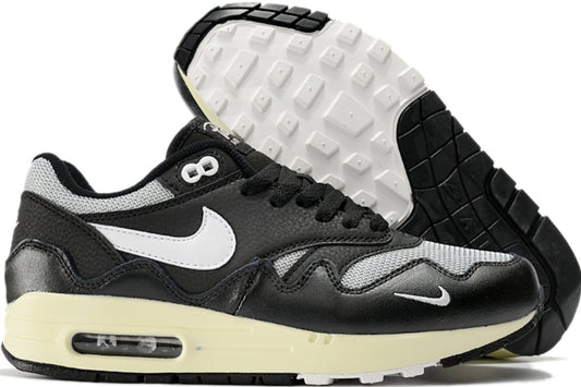 Les baskets Nike Air Max 1 sont iconiques pour leur style emblématique.retro incontournable pas cher. Le moins cher.exceptionnel 