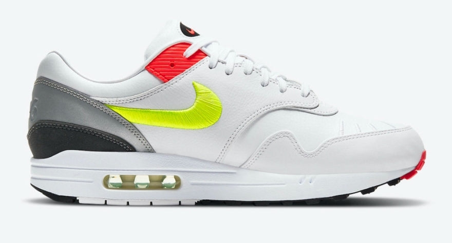 Les baskets Nike Air Max 1 sont iconiques pour leur style emblématique.retro incontournable pas cher. Le moins cher.exceptionnel 